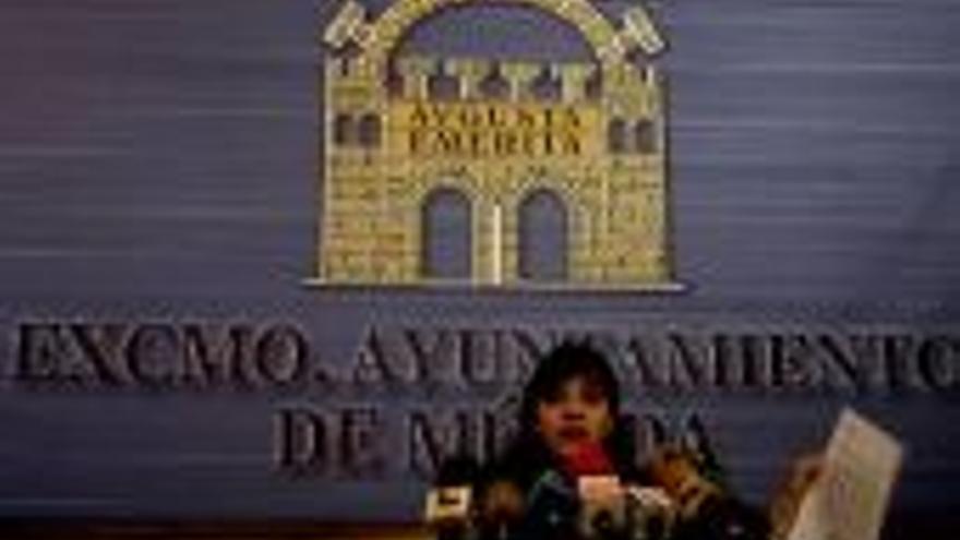 El PP afirma que la Junta &quot;roza la prevaricación&quot; con Mérida