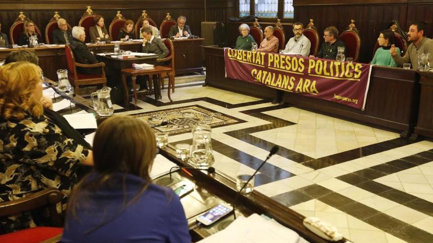 PP i Cs es queden sols demanant la dimissió de Marta Madrenas