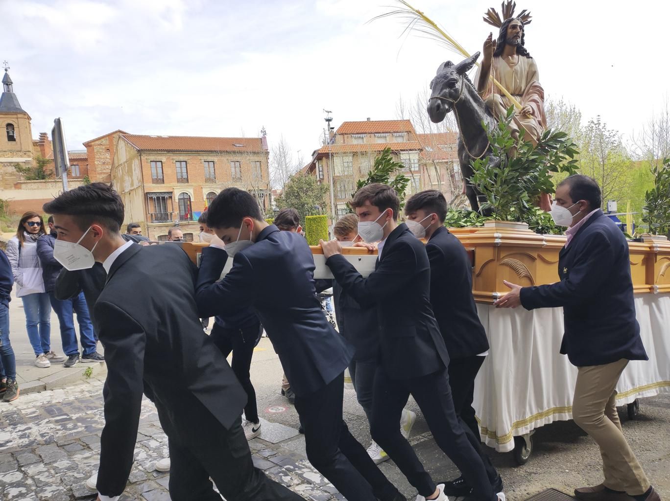 La procesión del Domingo de Ramos en Benavente en imágenes