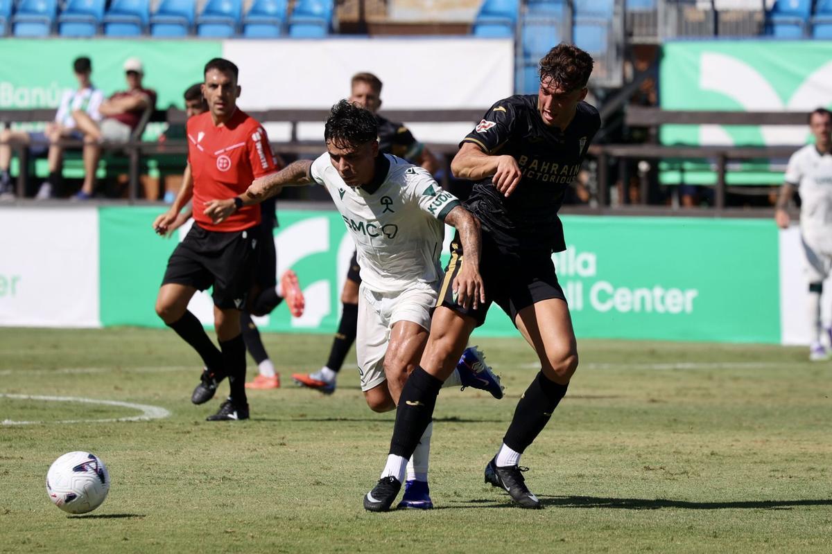 El encuentro UD Almería - Córdoba CF, en imágenes El encuentro UD Almería - Córdoba CF, en imágenes
