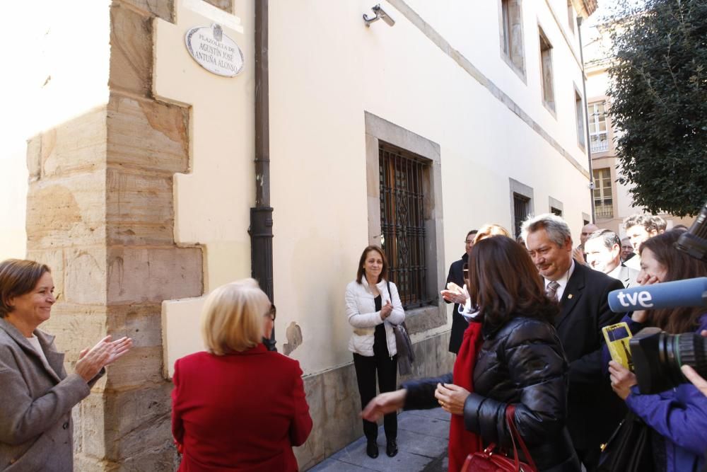 Plazoleta en Gijón con el nombre de Agustín Antuña