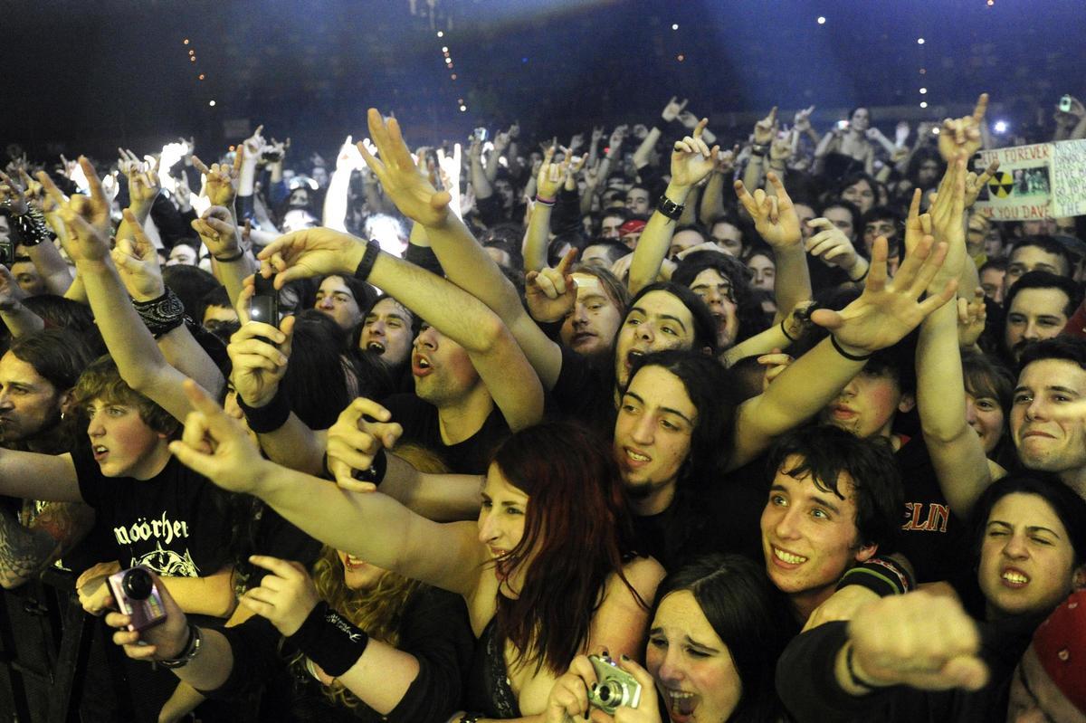 Público en el concierto de Megadeth en el Coliseum en 2011