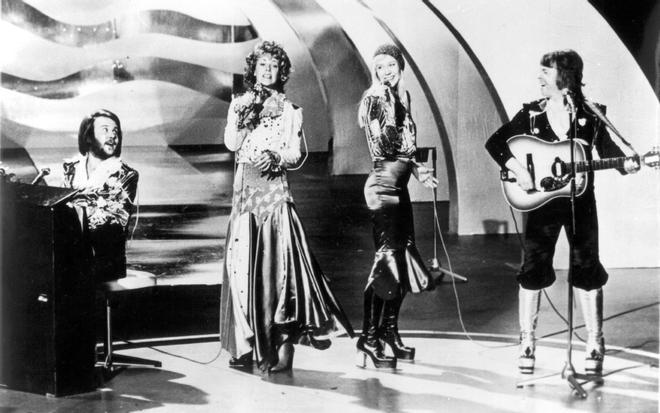 ABBA, durante la actuación que les llevó al olimpo de Eurovisión.