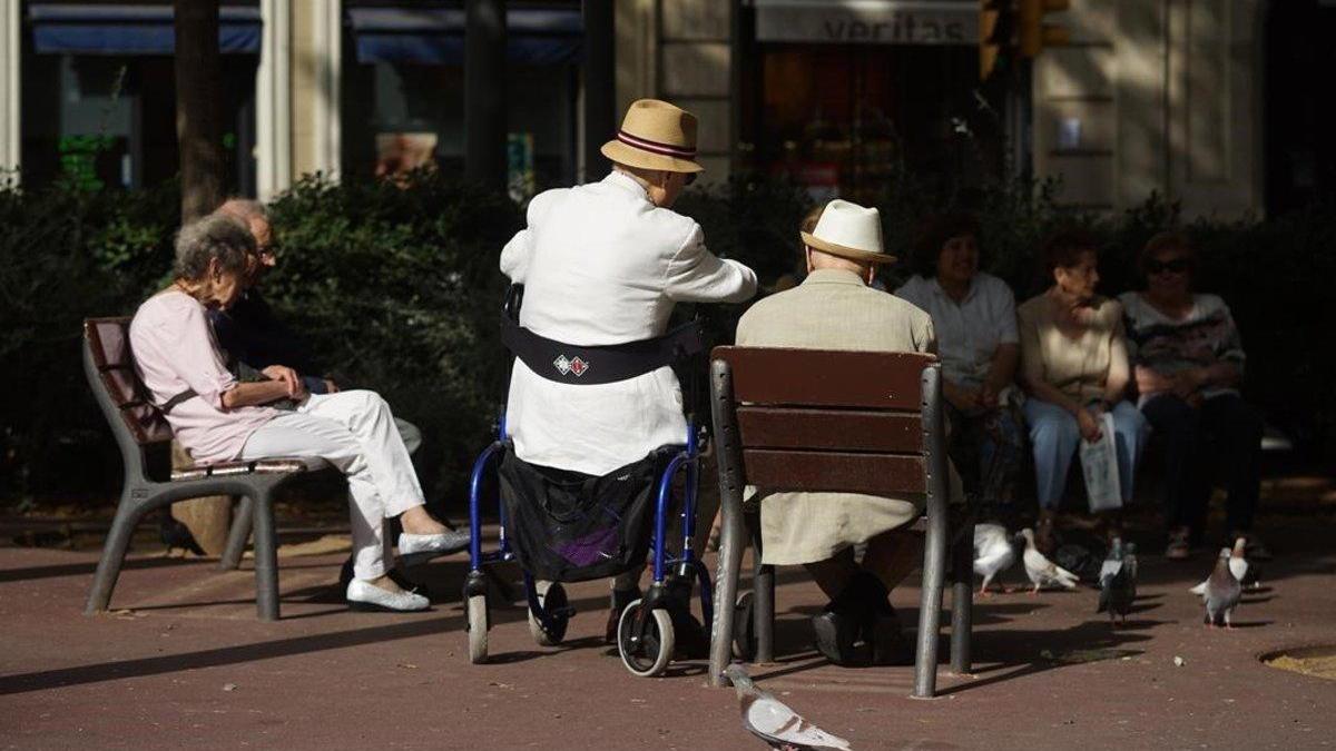 El Gobierno anuncia un plan de choque sobre la dependencia