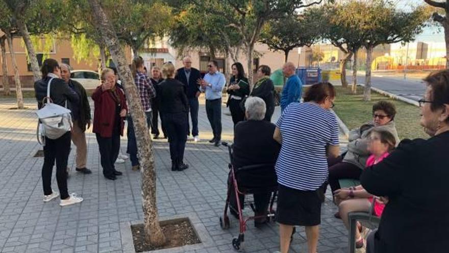 El barrio Pío XII mejorará sus prestaciones tras las peticiones del Dia del Veí