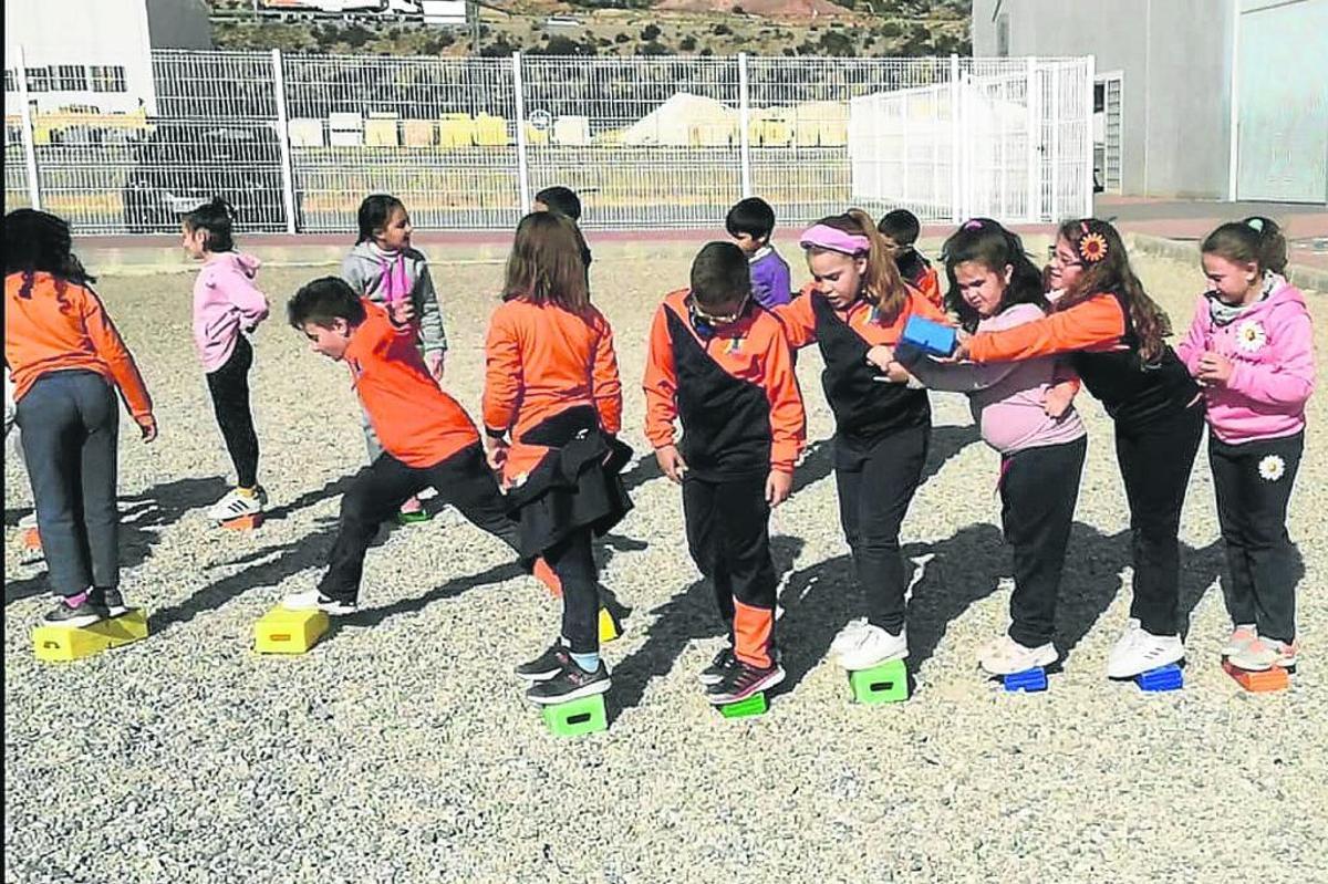 Desde el pico más alto del planeta: una iniciativa para hacer deporte en tiempo de ocio