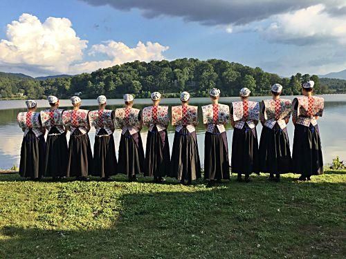 40 Folkloregruppen nehmen am Festival teil.