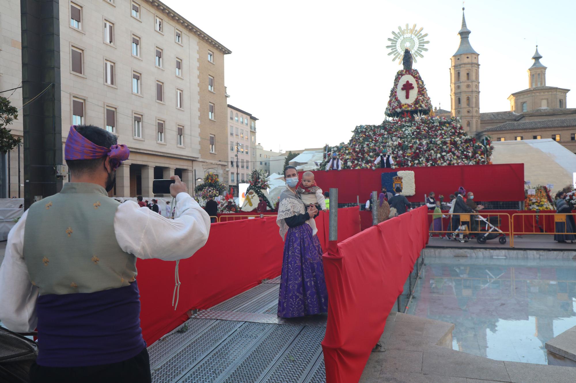 FOTOGALERÍA | La Ofrenda de Flores de estas Fiestas del Pilar 2021 III