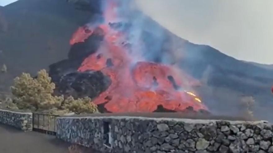 La amenaza de las ‘islas’ entre la lava del volcán de La Palma