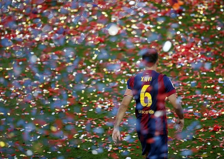 Homenaje a Xavi en el Camp Nou