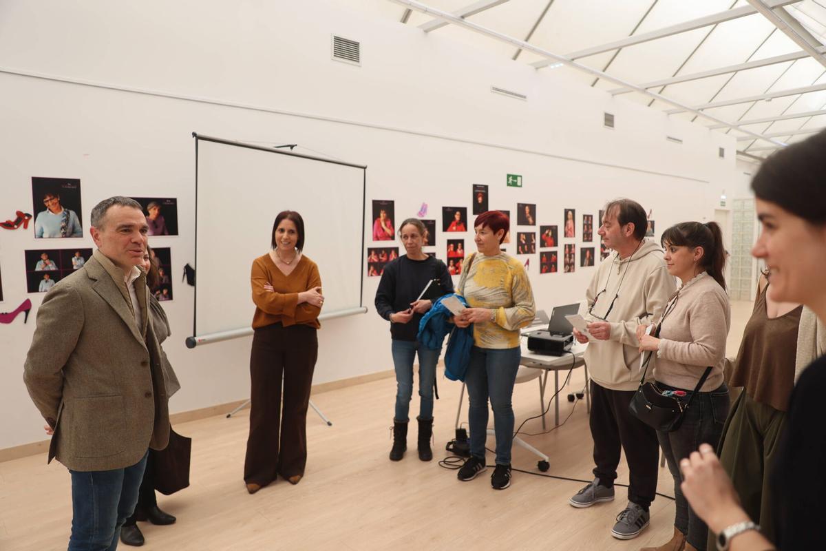 Presentación del programa Comercio Verde, en el centro de día de Las Vegas.