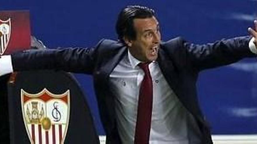 Emery en la final de Varsovia