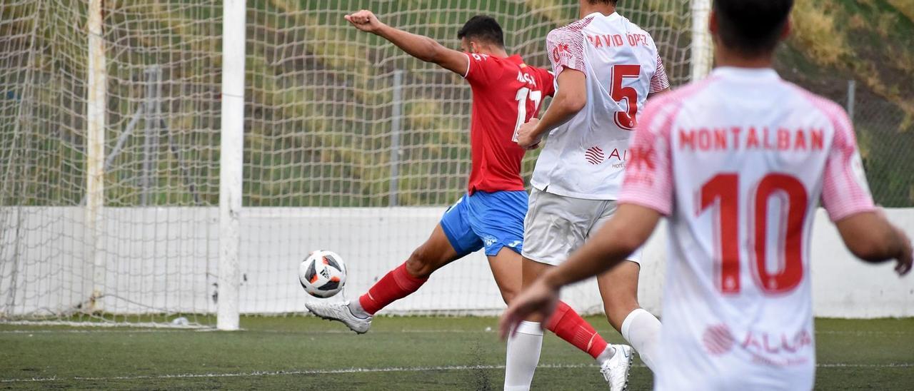 Acción previa al gol del último encuentro