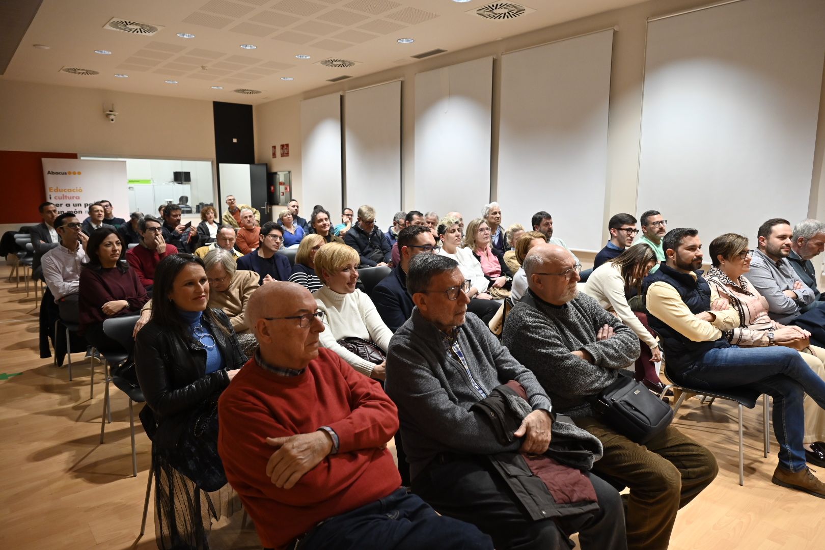 Ximo Puig presenta su nuevo libro en Castelló