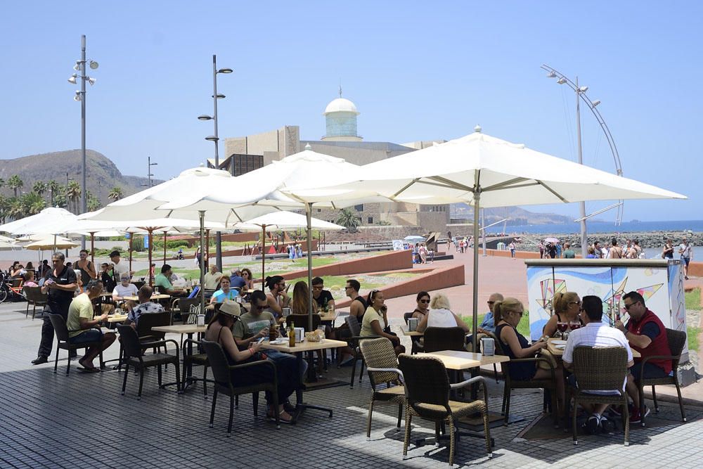 Día de playa en Las Canteras, agosto 2017