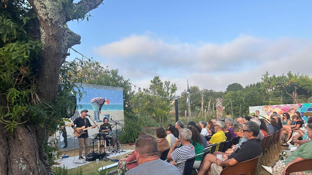Uxíadas concerto na Illa de Arousa