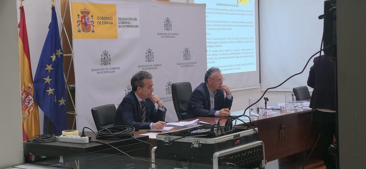 José Luis Quintana en la reunión este jueves con los representantes locales de Badajoz.