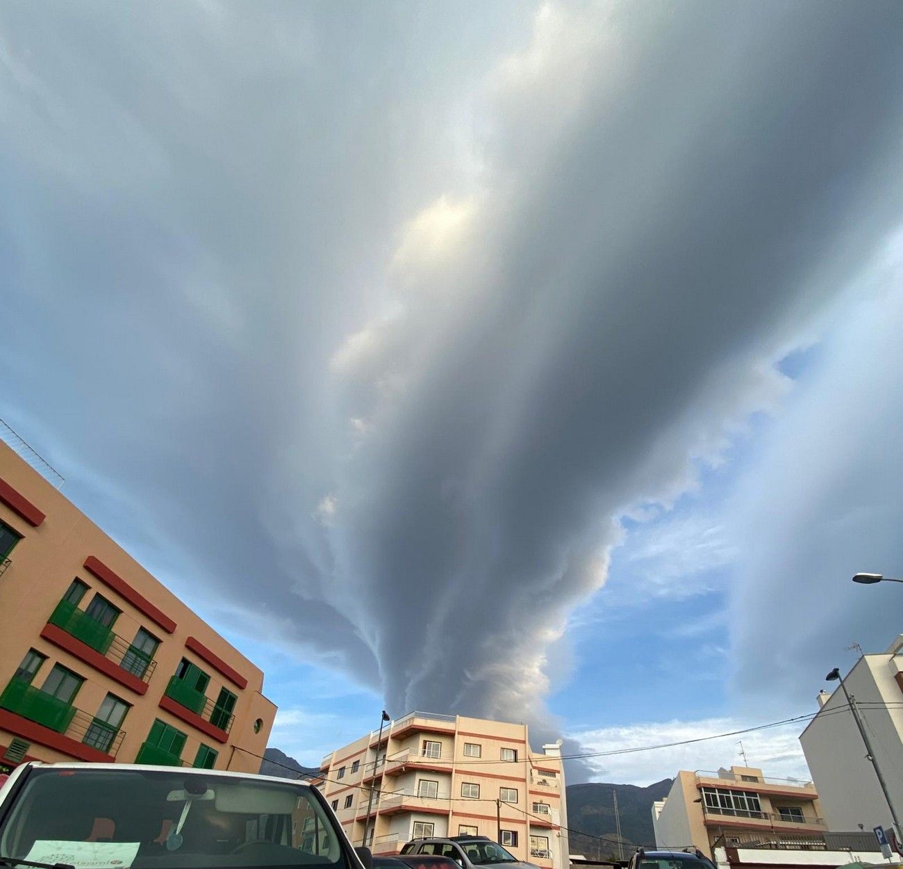 Borrasca Óscar: 'Un paseo por las nubes' de Canarias