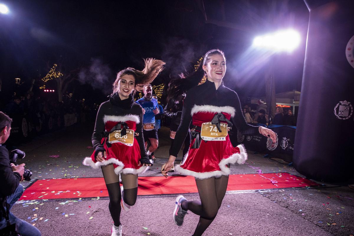 Troba't a les fotos de la Sant Silvestre de Berga