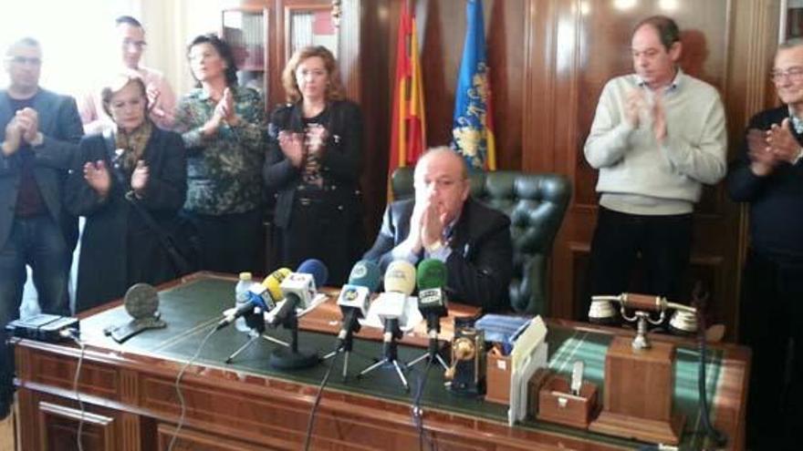 El alcalde de Almoradí anuncia que no repetirá