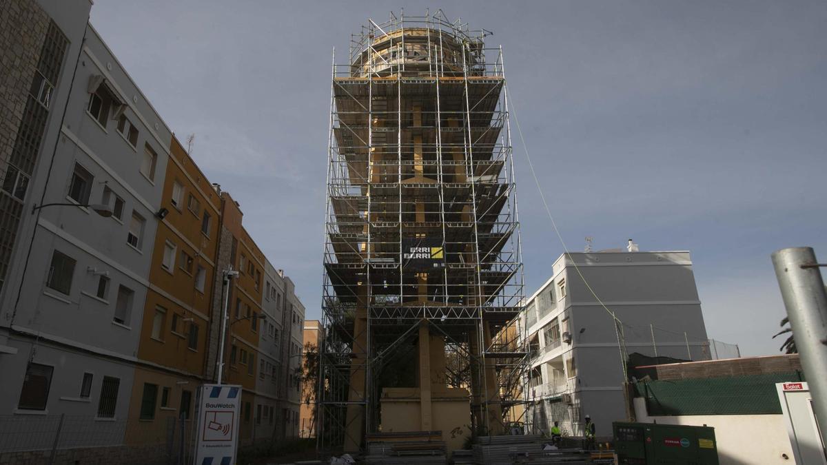 Cuenta atrás para el derribo del depósito del barrio de Churruca en el Port de Sagunt