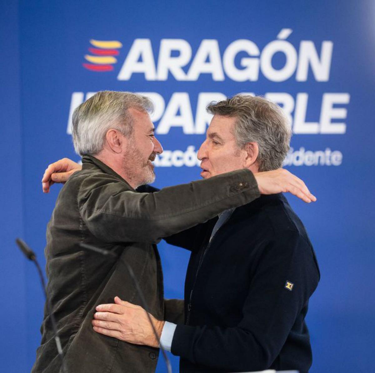 Feijóo: "No és humanitat, és compra de votants"