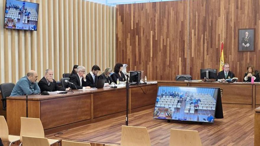 «No lo escucho, agente»: un sistema judicial reñido con la tecnología