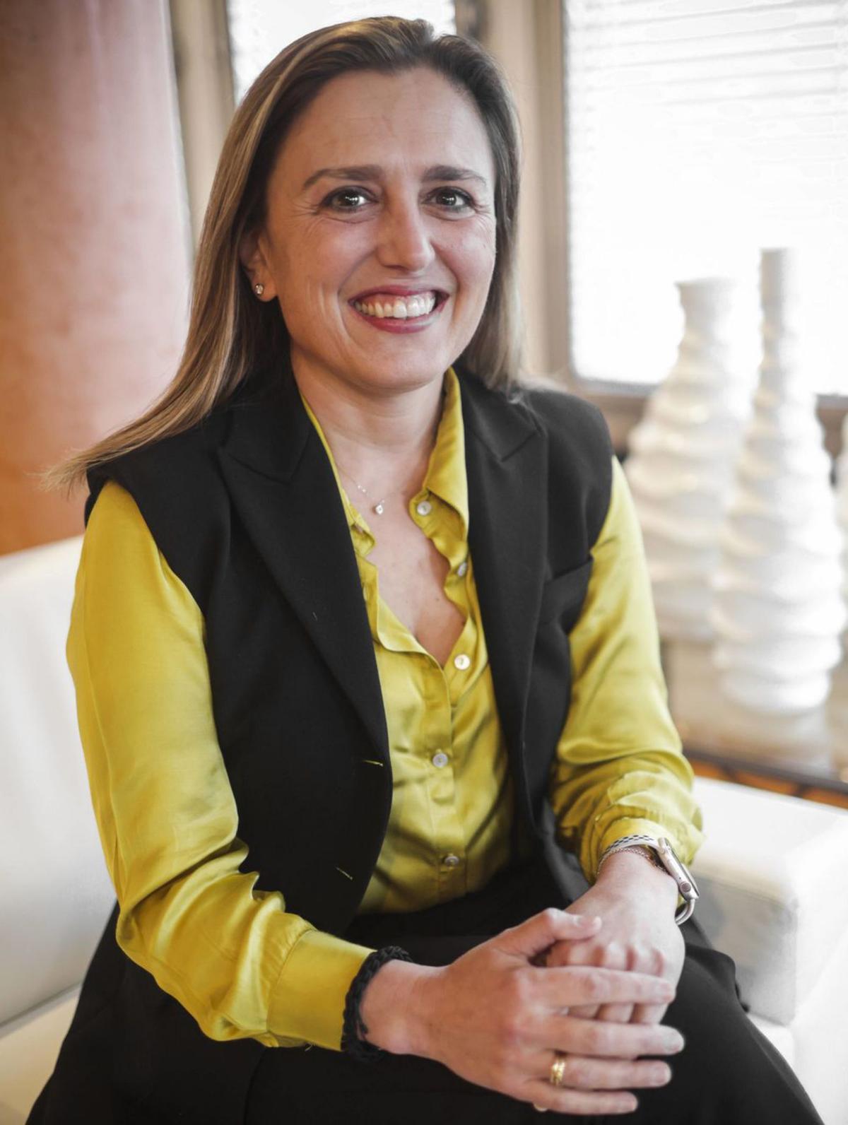 María Calvo, en su despacho de FADE, en Oviedo. | Irma Collín
