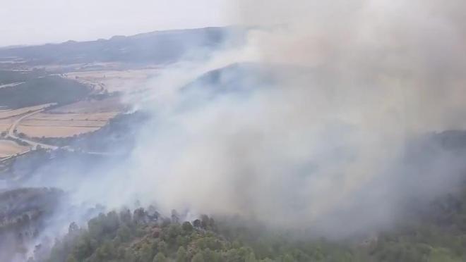 Un incendio forestal en la provincia de Teruel obliga a enviar un ES-Alert a cuatro municipios