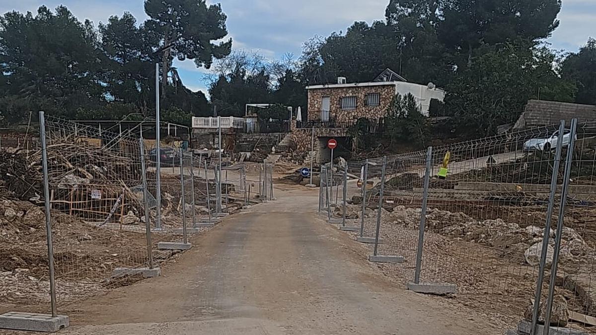 Acceso al barranco del Gallego en Chiva