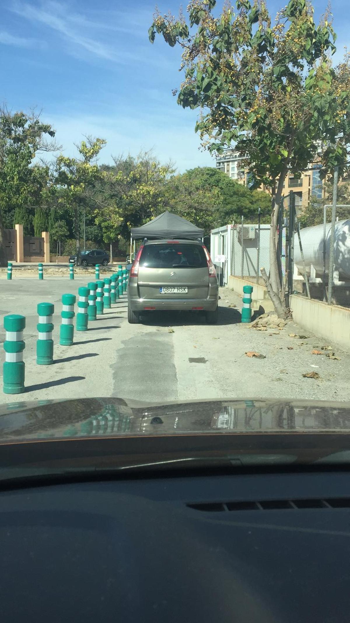 Aíslan un aula de un colegio de Moncada por un positivo