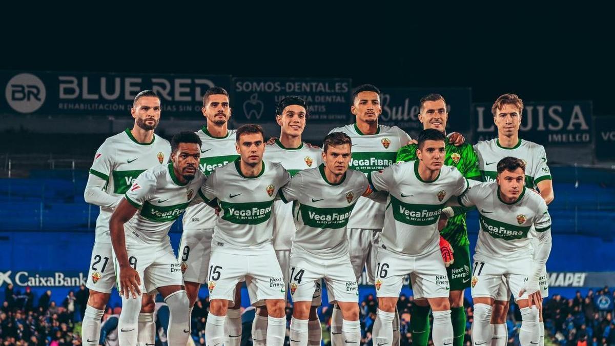 Once del Elche en el partido ante el Getafe