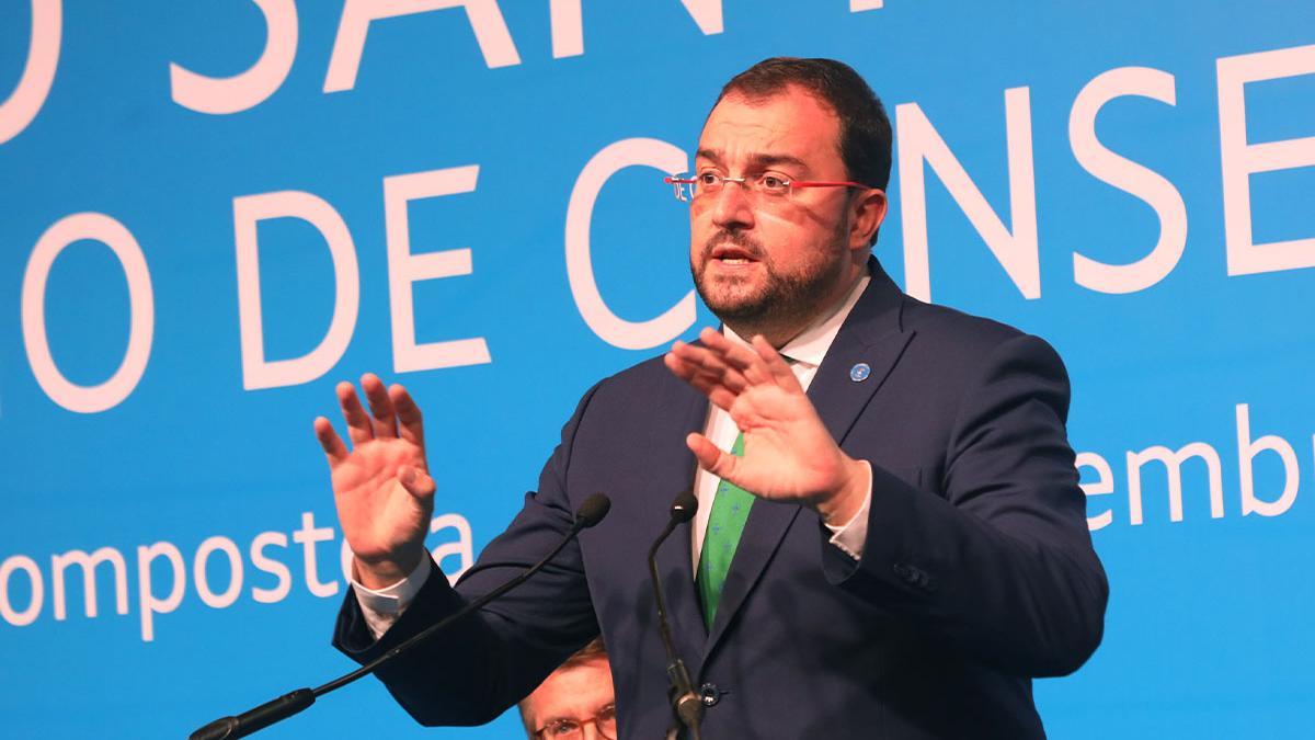 Adrián Barbón, durante su intervención, ayer el el Foro