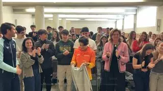 La campeona del mundo María Pérez inspira a los alumnos del Loyola de Oviedo con un mensaje sobre esfuerzo y referentes femeninos