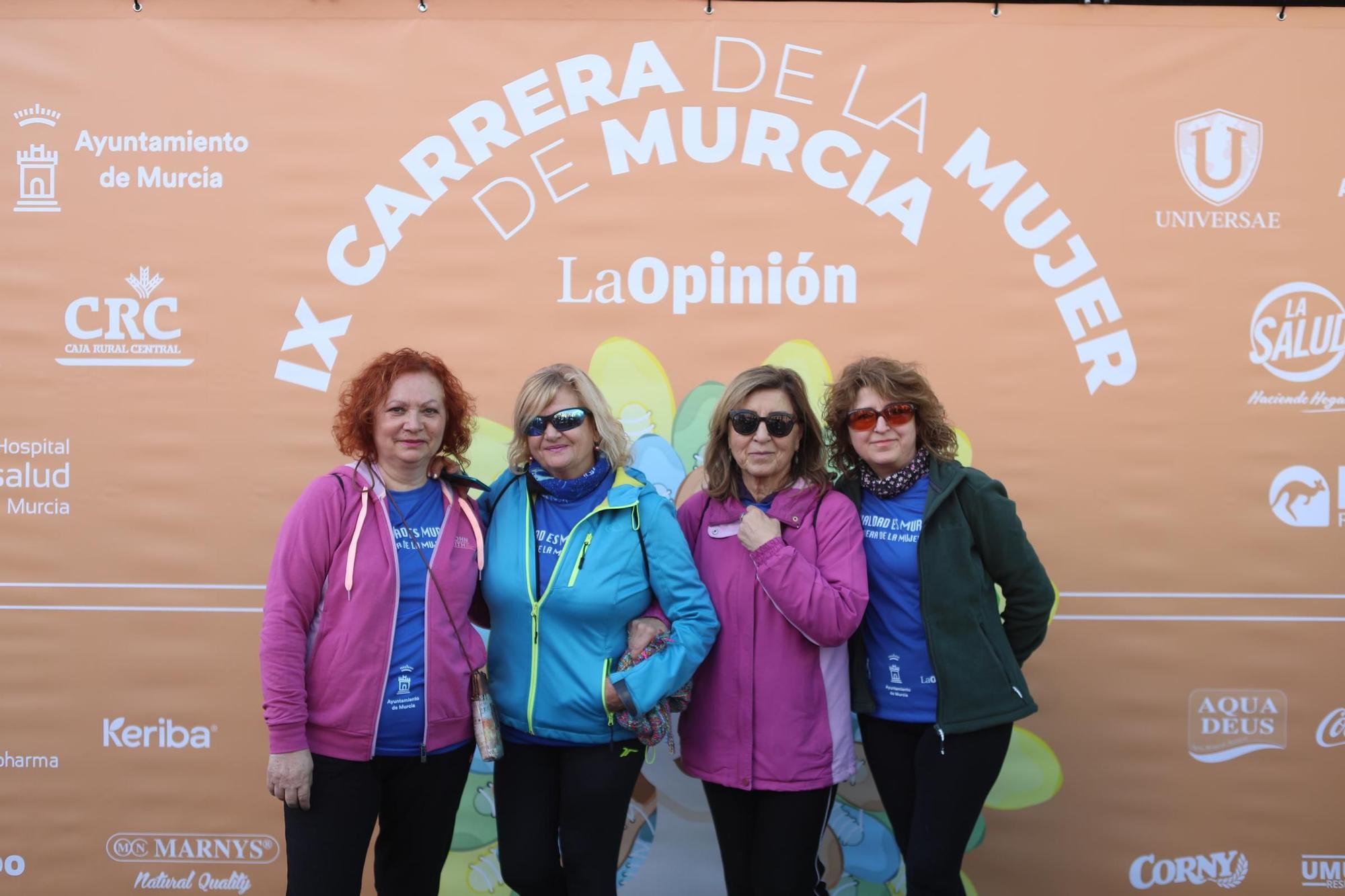 Carrera de la Mujer: así han posado las corredoras en el photocall antes de la salida