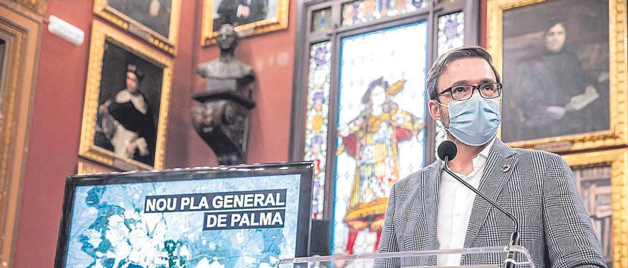 El alcalde José Hila, en la presentación del nuevo Pla General de Palma.