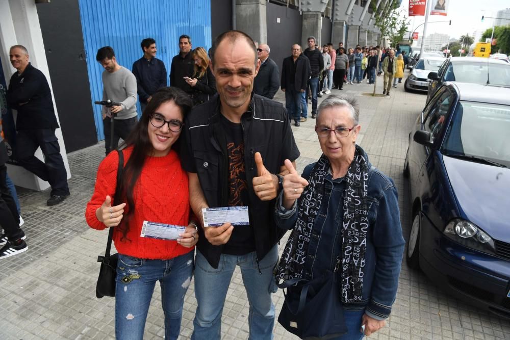 Colas por las entradas para el Dépor-Mallorca