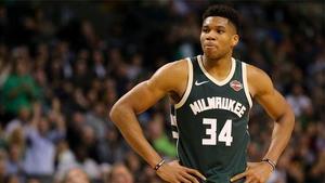 Giannis Antetokounmpo, en un momento de calma.