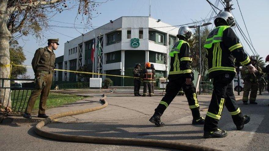 La explosión de un paquete bomba en un cuartel de Chile deja ocho heridos