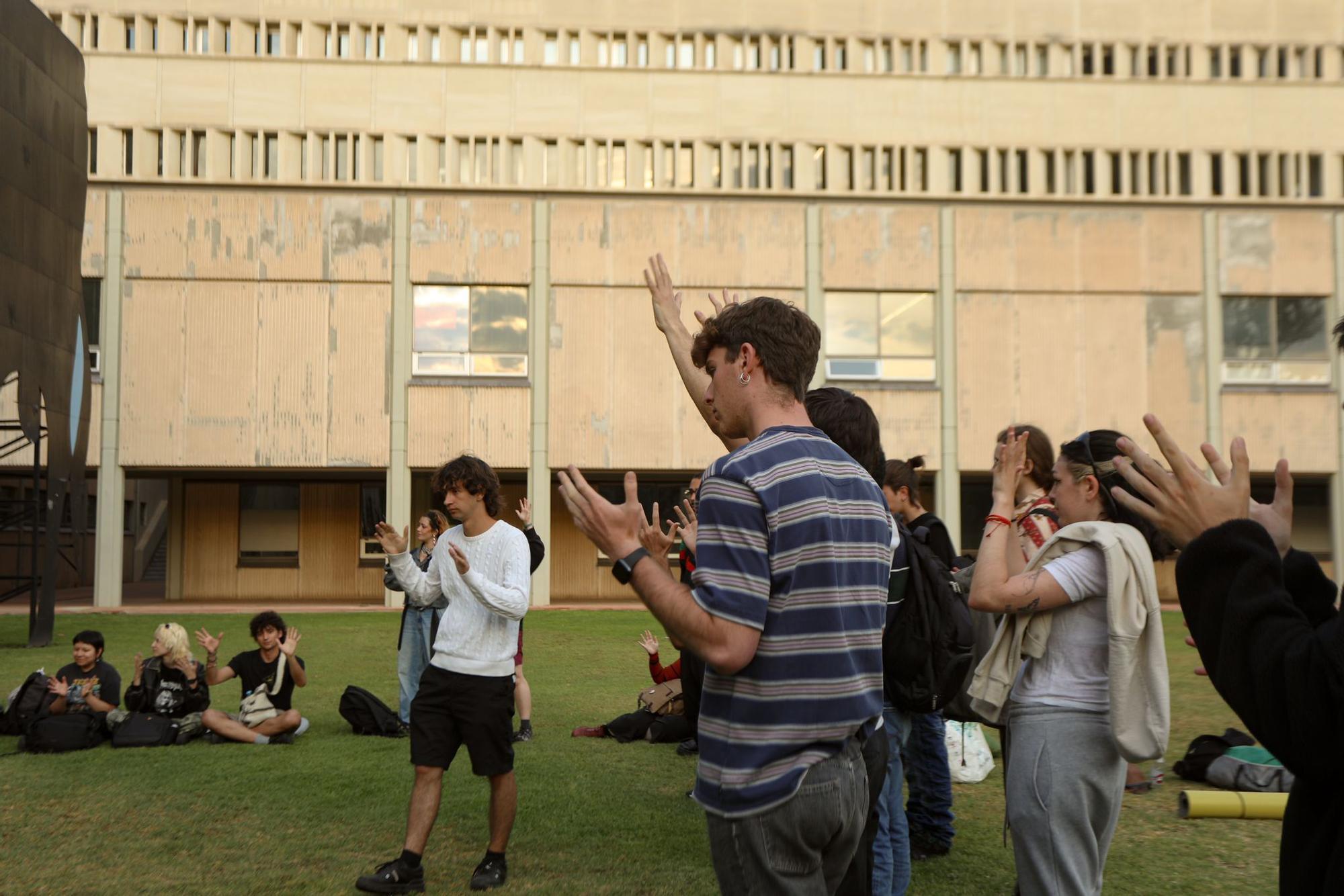 Estudiantes de la UV dormirán en el campus para mostrar sus solidaridad con Palestina