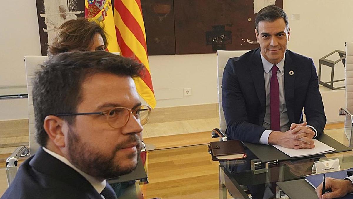 Pere Aragonès y Pedro Sánchez, en un encuentro en febrero del 2020