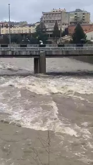 DIRECTO | El temporal Regina provoca el cierre del parque fluvial del Besòs y avisos sobre varios ríos