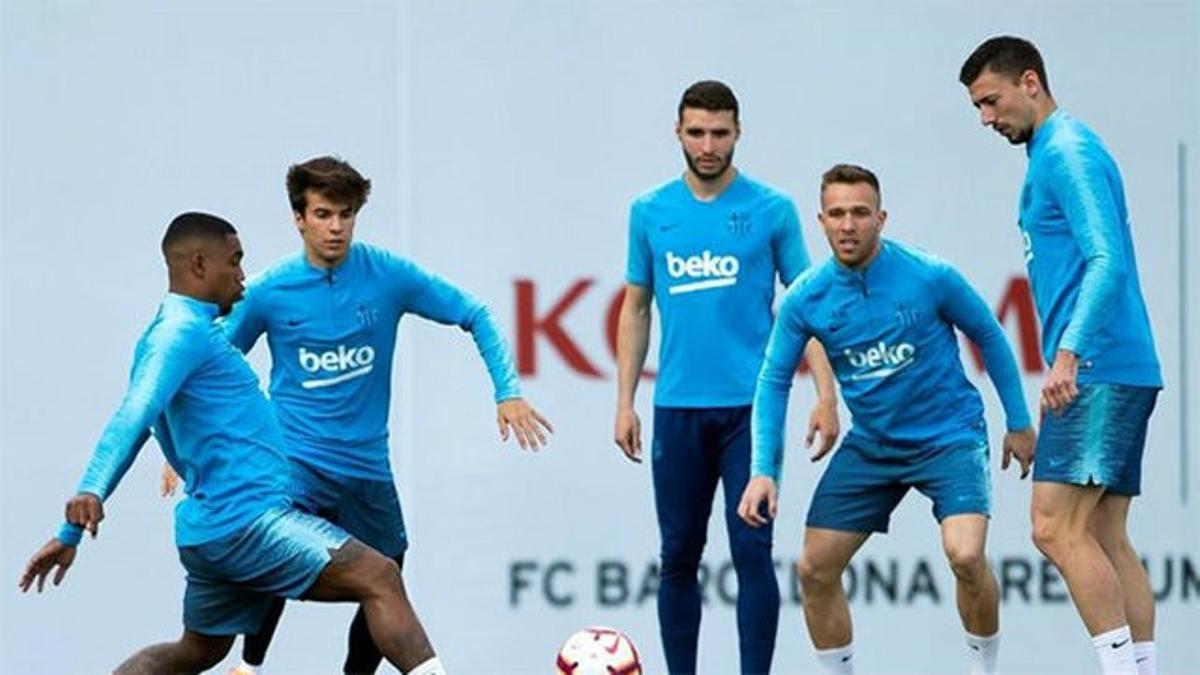 El Barça se ejercitó antes del último partido de Liga