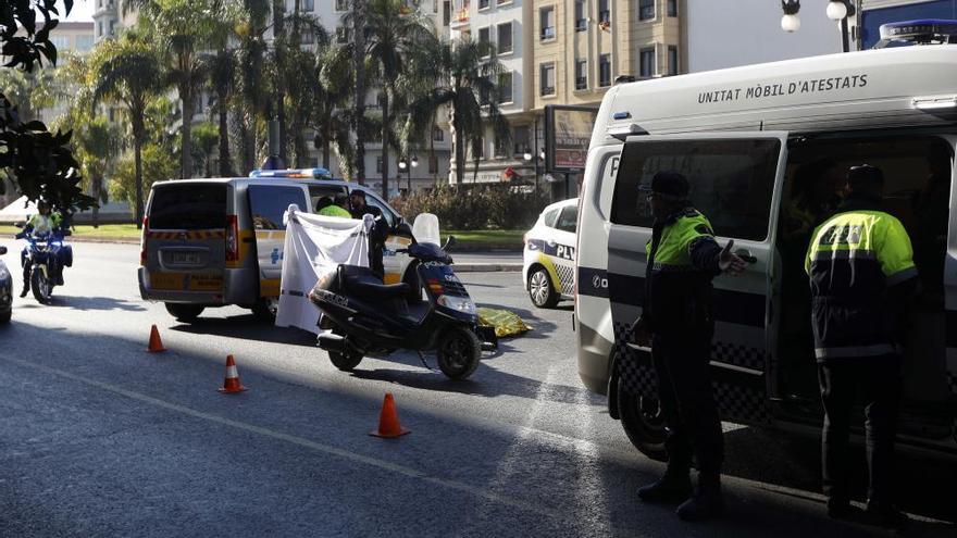 Un ciclista muere en un accidente con un camión en Ángel Guimerà