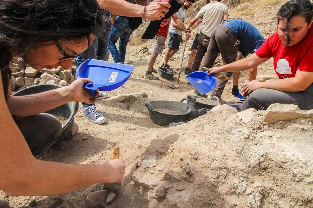 Excavaciones en el yacimiento arqueológico de Callosa de Segura
