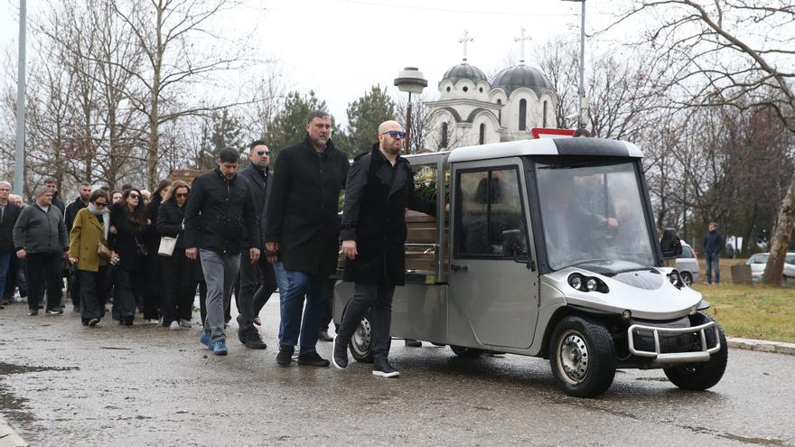 Multitudinario adiós a Dejan Milojevic