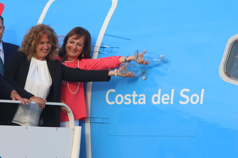 Bautizo de un avión de TUI en el Aeropuerto de Málaga.