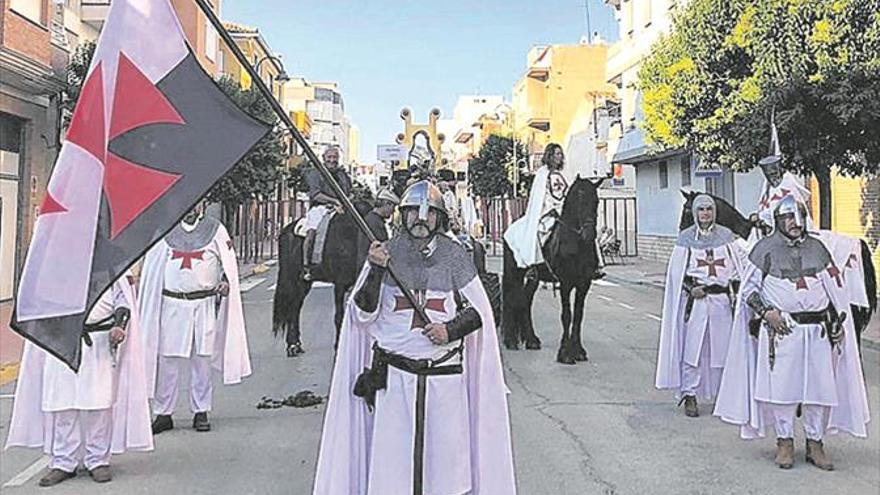 La cabalgata del Pregó ensalza las tradiciones y fiestas locales