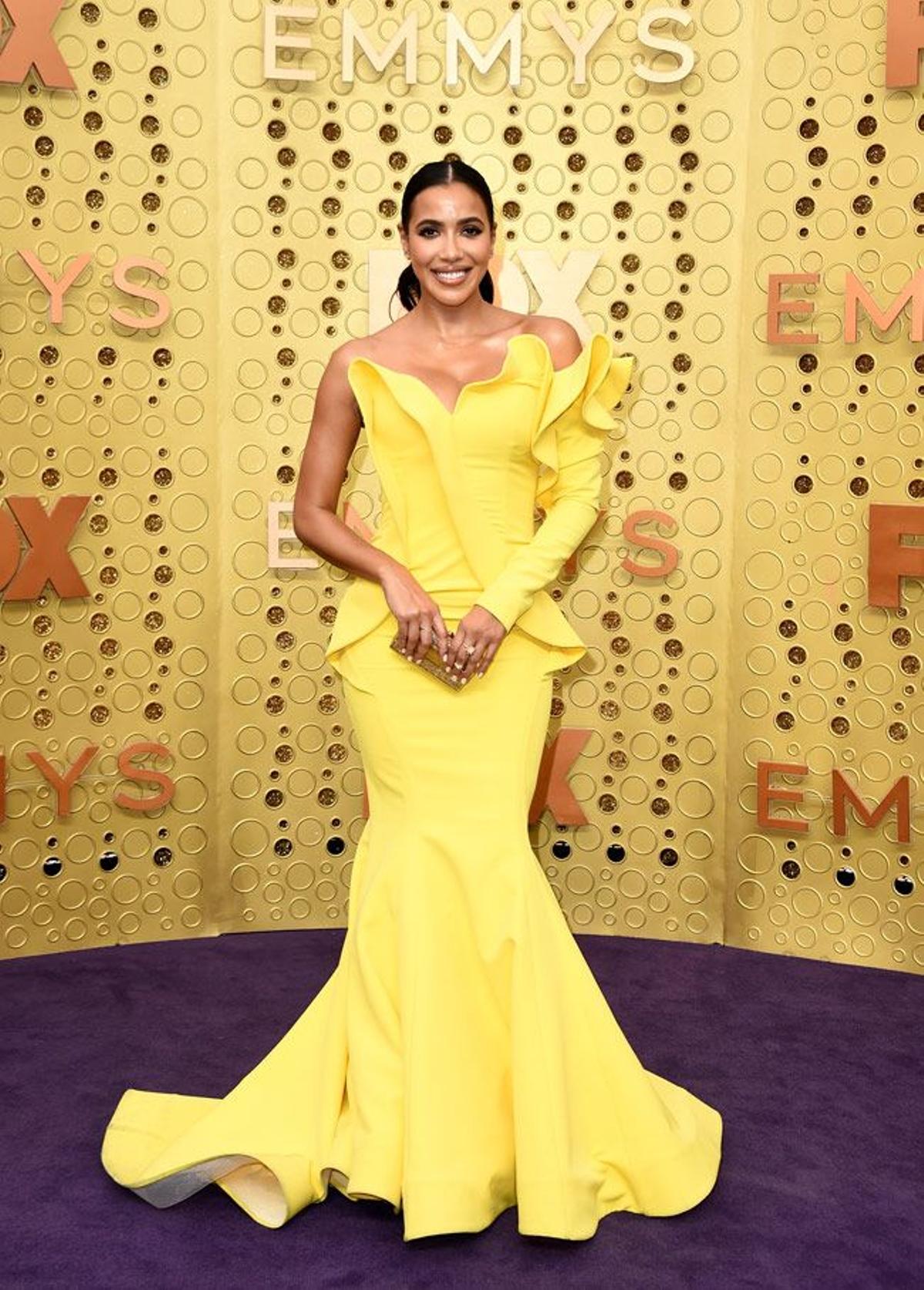 Julissa Bermudez en los Premios Emmy 2019