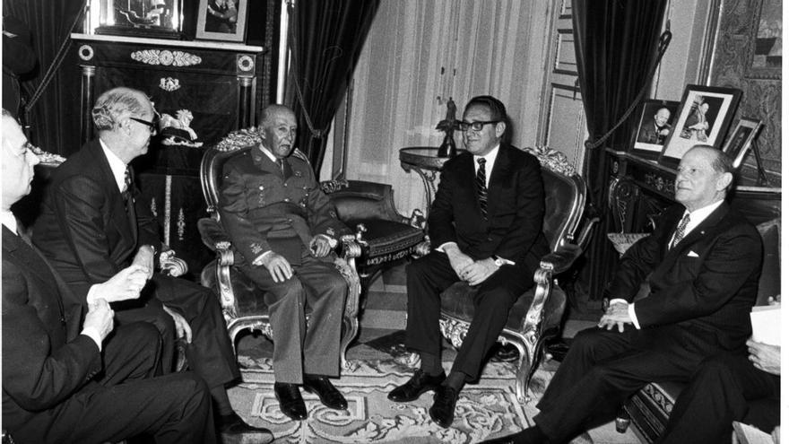Henry Kissinger, el todopoderoso que no creía en la Transición pero ayudó a Juan Carlos I a llevarla a cabo